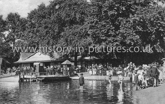 The Boating Lake, Victoria Park, Hackney, London. c.1903.